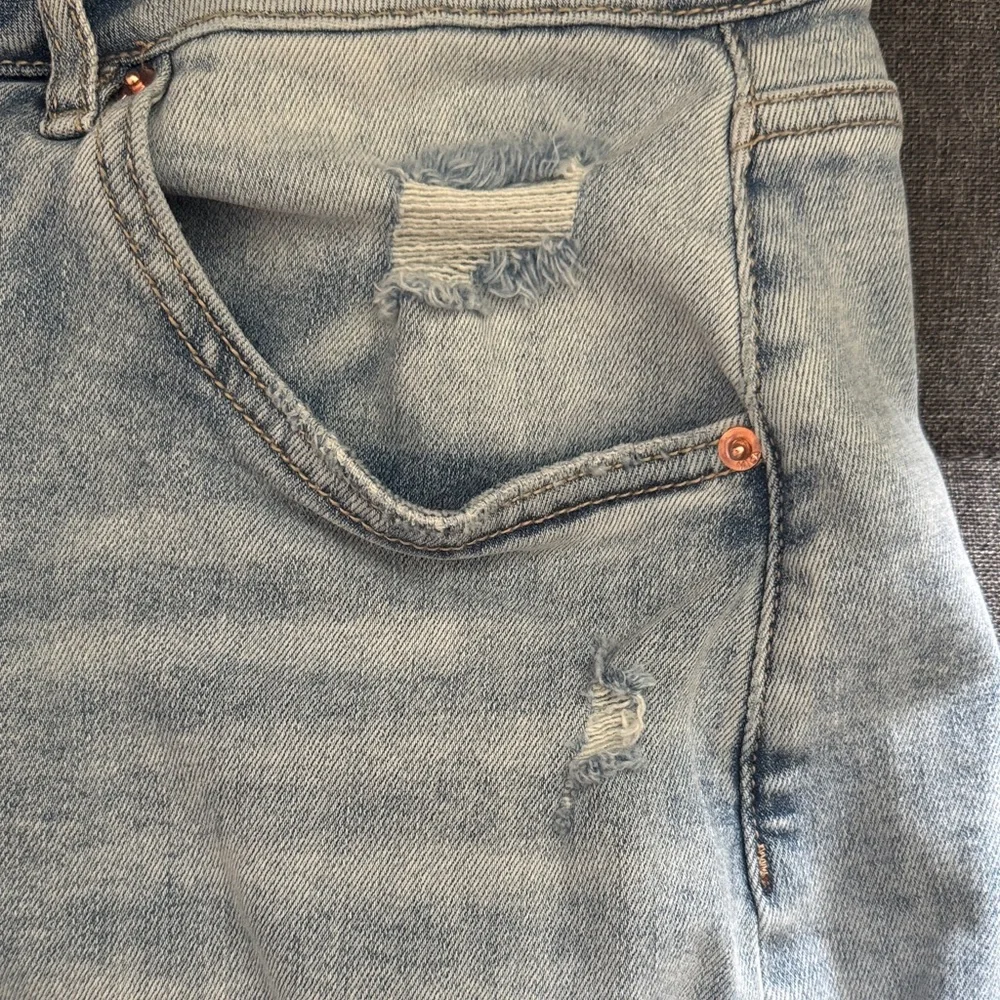 Distressed Denim Women Shorts - Picture 5 of 12